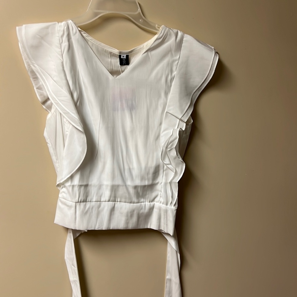 Crop white shirt